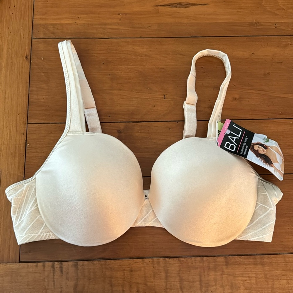 Bali women’s worry free wire underwire bra, 34B; NWT